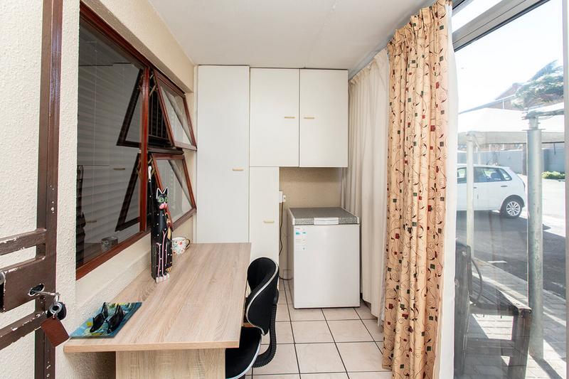 2 Bedroom Property for Sale in Ferndale Western Cape